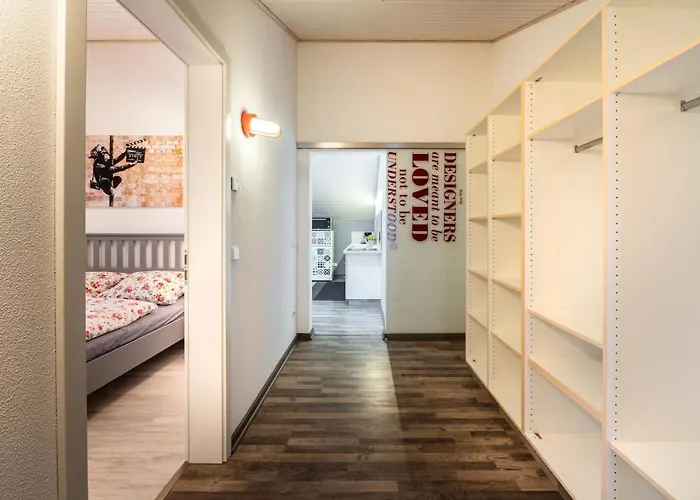 Gemuetliche Mit Panoramablick شقة Muttensweiler